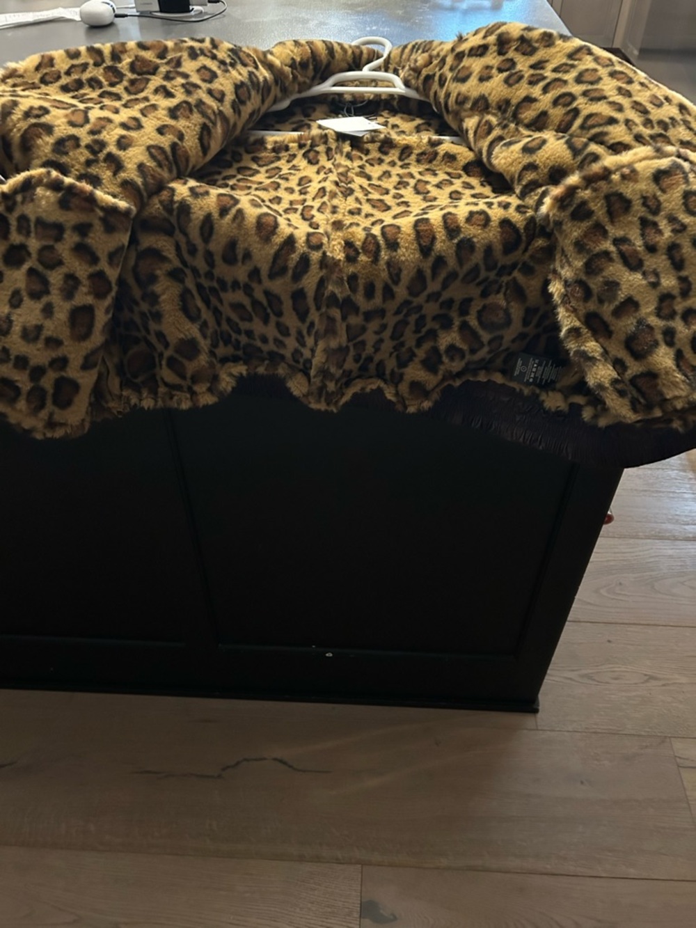 Blank NYC Leopard Print Faux Fur Jacket - Brown & Black - Picture 3 of 6